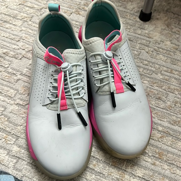 Shoes - Picture 1 of 7